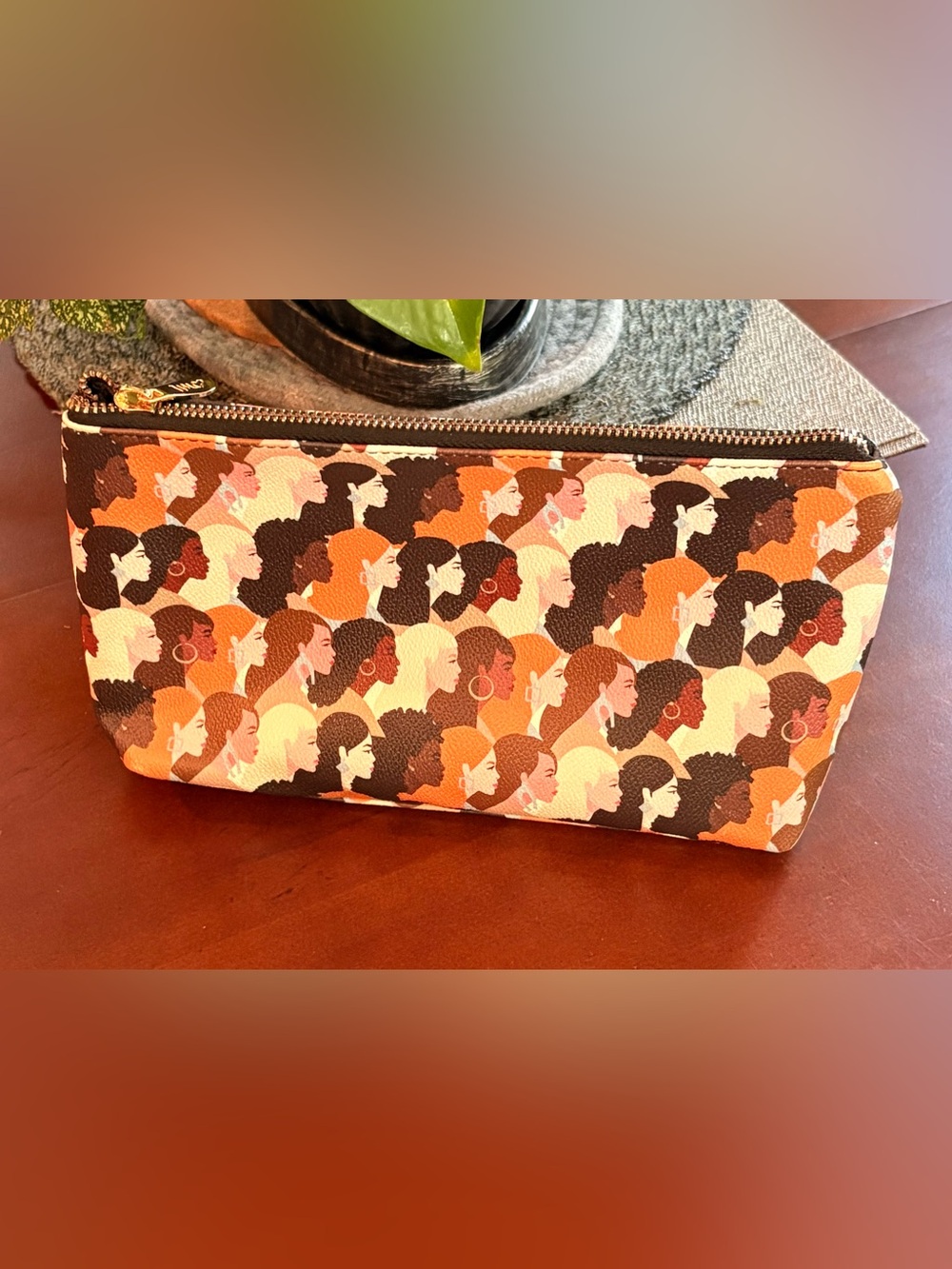 Patterned Zip Pouch - Picture 2 of 6